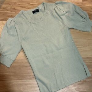 Tahari Sage green ribbed puff sleeve cottage core top